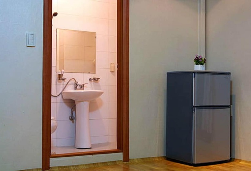 Mari Sea Ever Pension