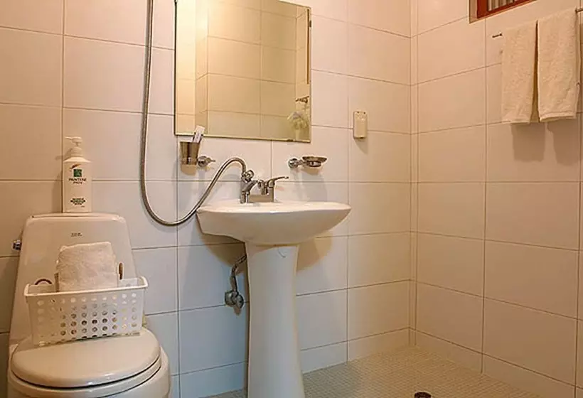 Mari Sea Ever Pension