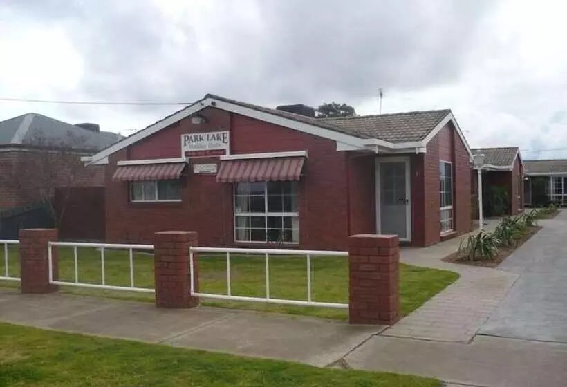 Parklake Holiday Units