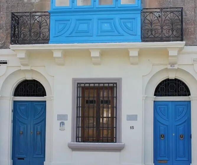 پانسیون Maleth Inn