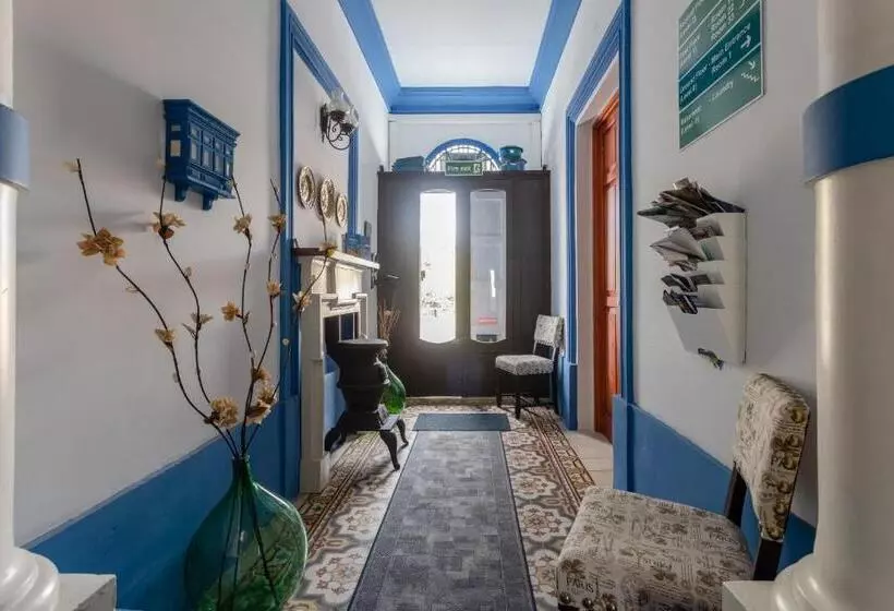 پانسیون Maleth Inn