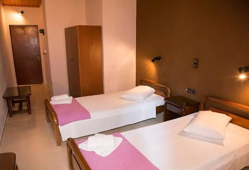 پانسیون Petania Hotel & Apartments