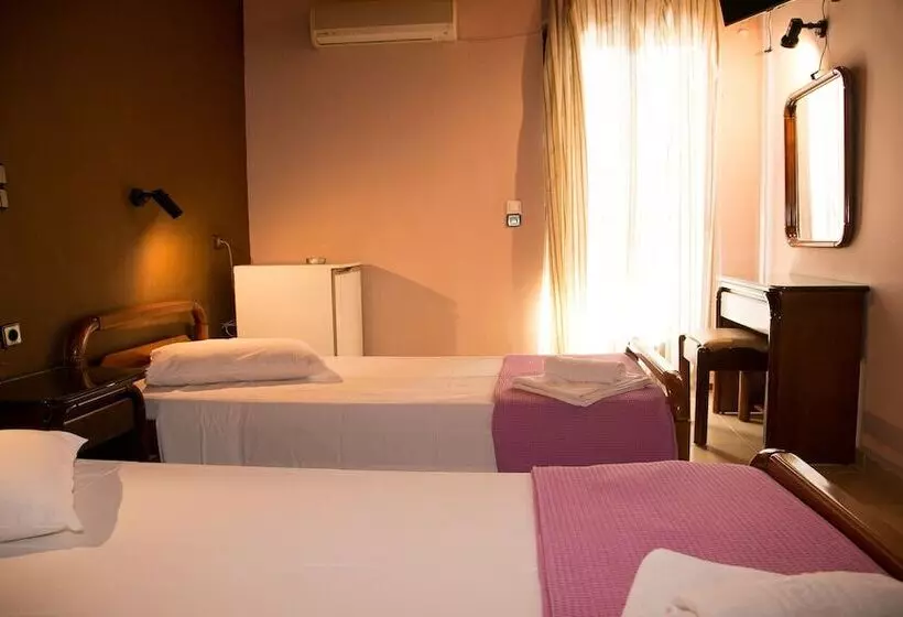 پانسیون Petania Hotel & Apartments