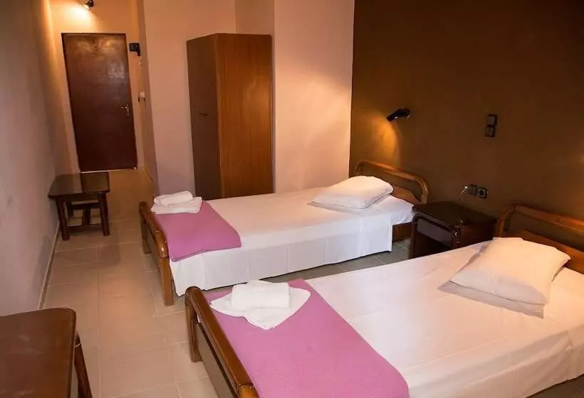 پانسیون Petania Hotel & Apartments