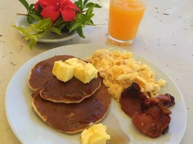 Majatalo Sunrise Lagoon Homestay