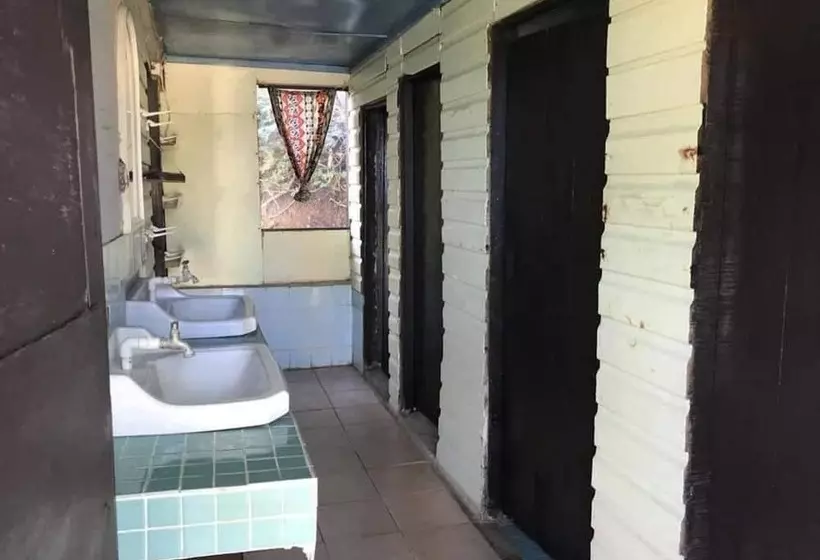 Majatalo Sunrise Lagoon Homestay