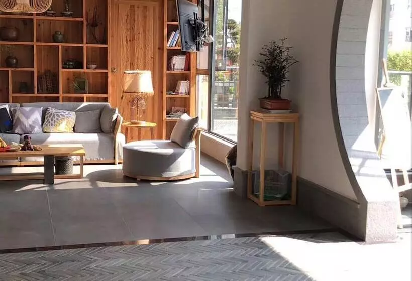 ペンション Yun Feng Inn   Mount Wuyi