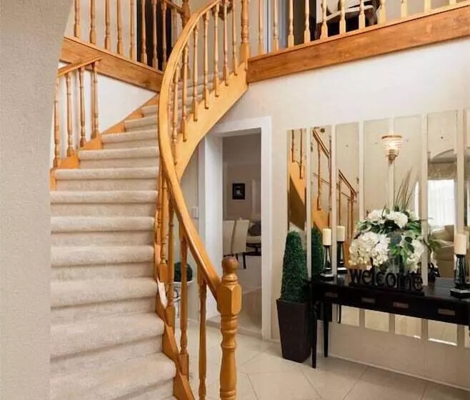 Regis Park B&b