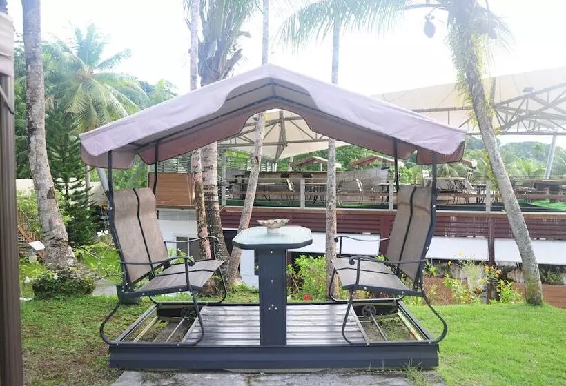 Shell Villa Apartel Resort