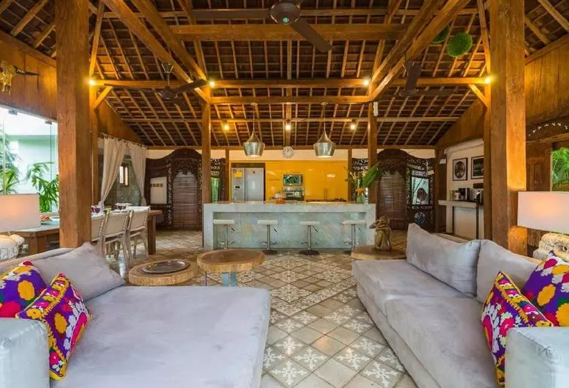 Villa Batik