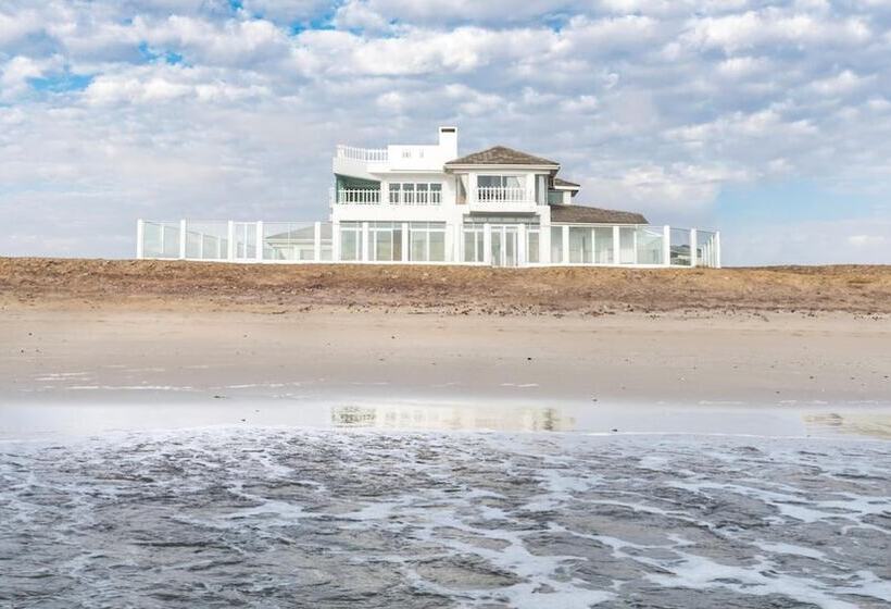 Villa Maji Bed & Breakfast