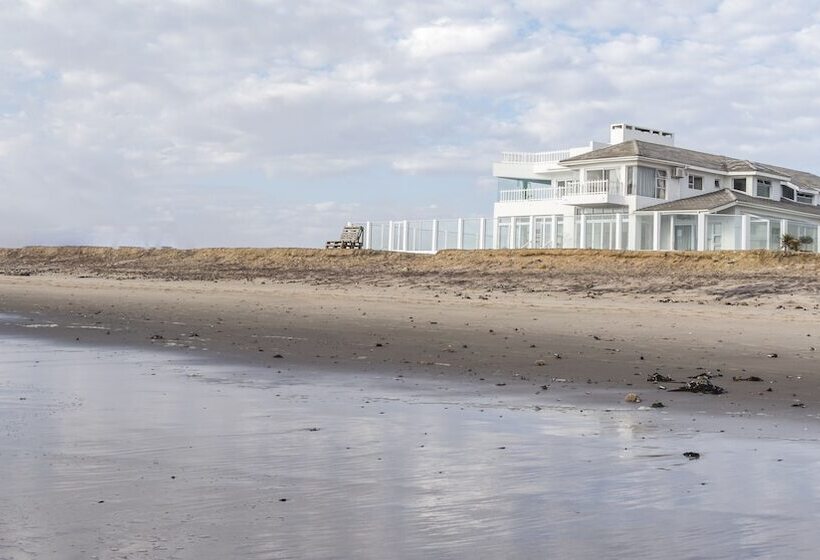 Villa Maji Bed & Breakfast