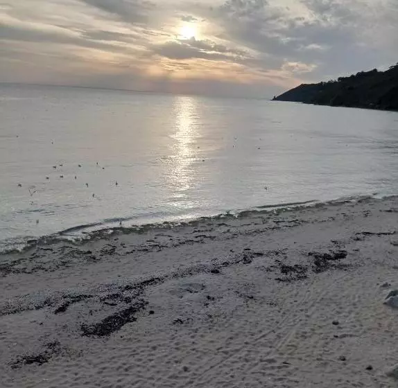 Aamiaismajoitus (B&B) A L'abri Des Vents