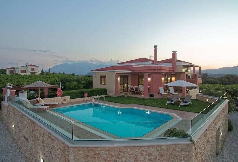 Cretan Vineyard Hill Villa Private Pool, Panoramic View, Beautiful Vineyard