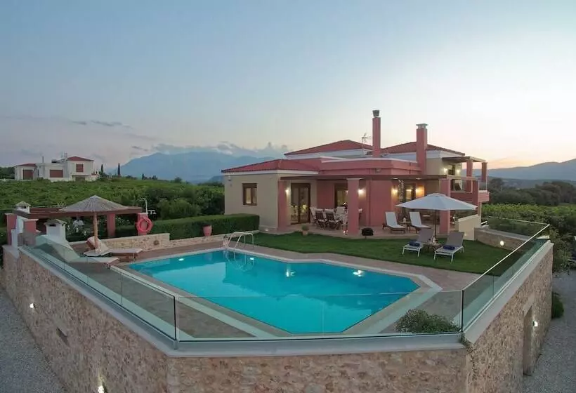 Cretan Vineyard Hill Villa Private Pool, Panoramic View, Beautiful Vineyard