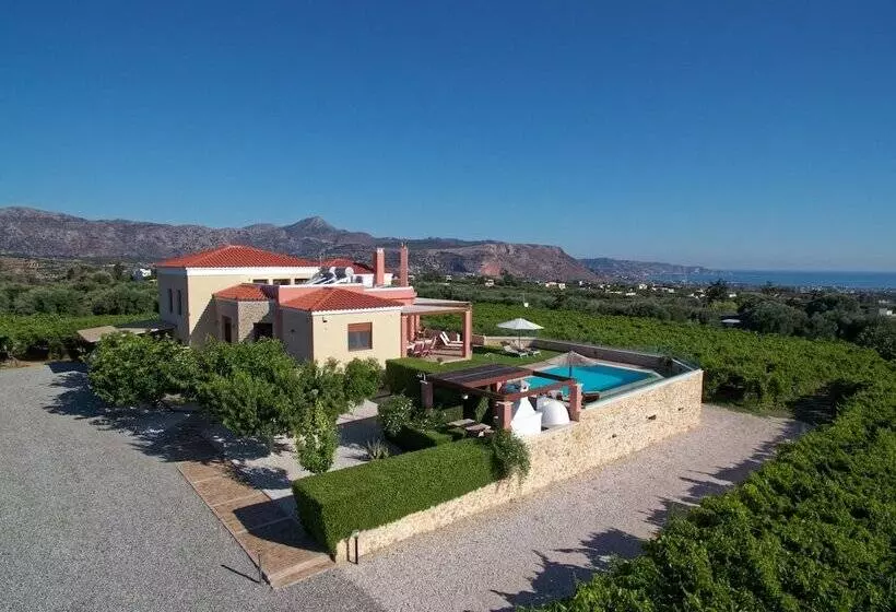 Cretan Vineyard Hill Villa Private Pool, Panoramic View, Beautiful Vineyard