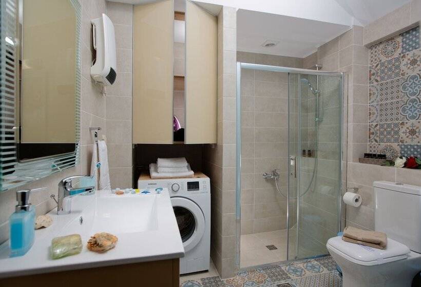 Cretan Vineyard Hill Villa Private Pool, Panoramic View, Beautiful Vineyard