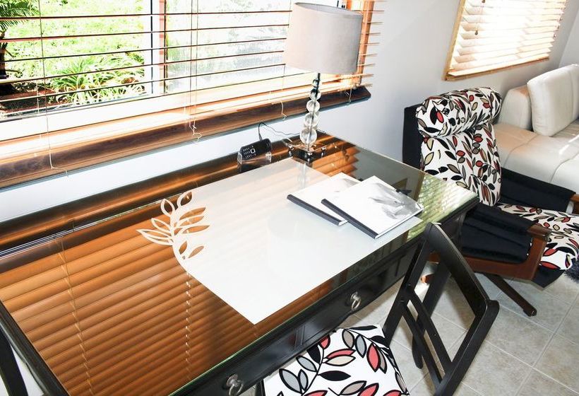 Forrester Court Clifftop Cottages