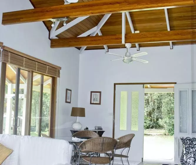 Forrester Court Clifftop Cottages