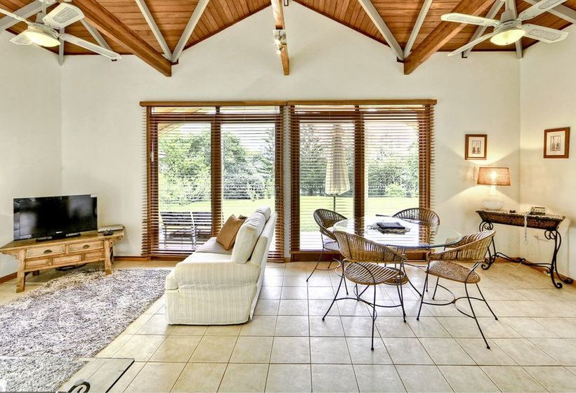 Forrester Court Clifftop Cottages