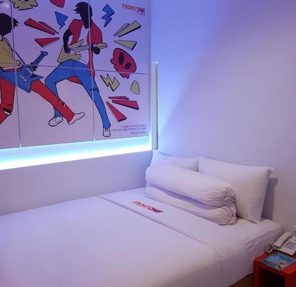 Front One Cabin Tirtonadi Solo