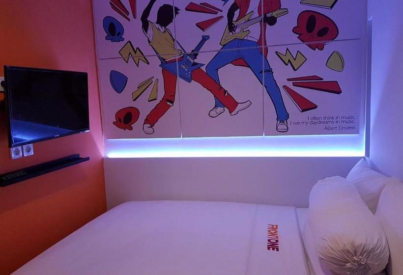 Front One Cabin Tirtonadi Solo