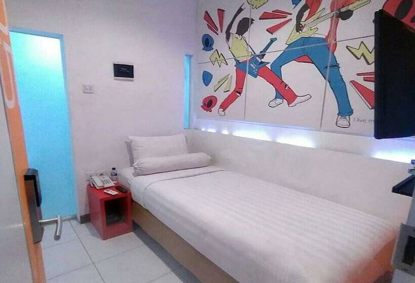 Front One Cabin Tirtonadi Solo