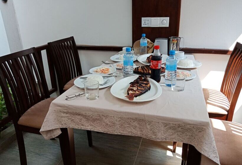 هتل Beach Residence