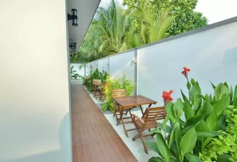 هتل Beach Residence