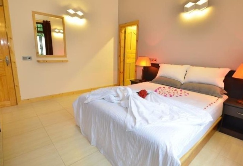 هتل Beach Residence