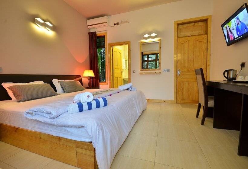 هتل Beach Residence