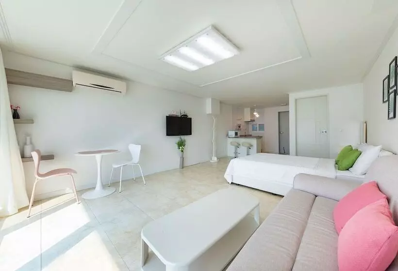 Hotelli Melodia Pension