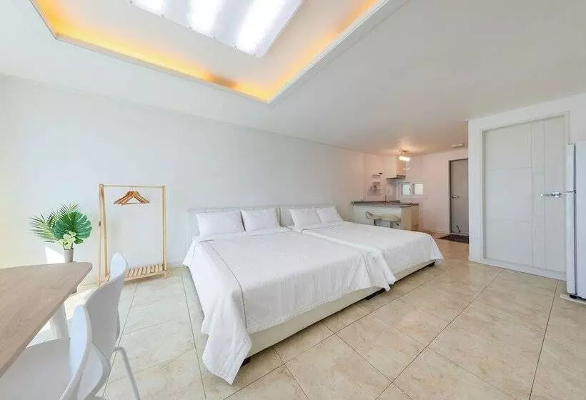 Hotelli Melodia Pension