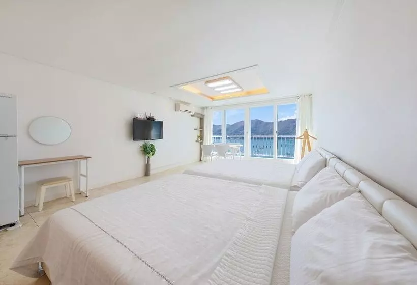 Hotelli Melodia Pension