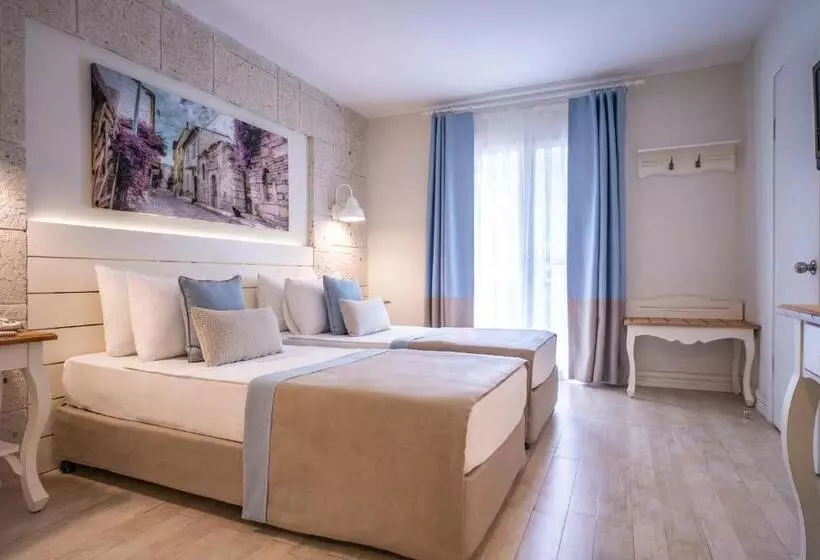 Hotelli Mark Warner Phokaia Beach Resort