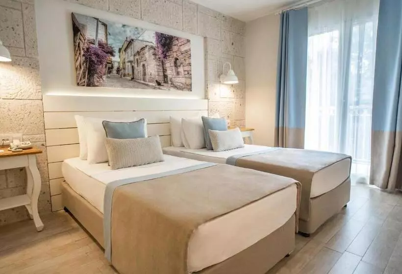 Hotelli Mark Warner Phokaia Beach Resort