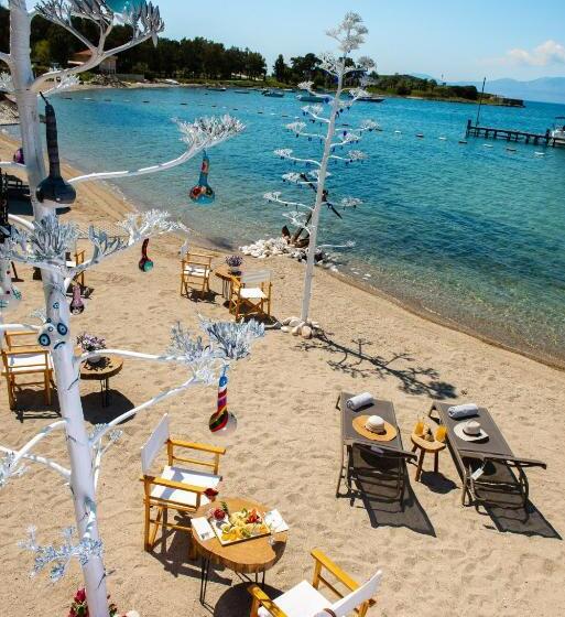 בית מלון כפרי Mark Warner Phokaia Beach Resort