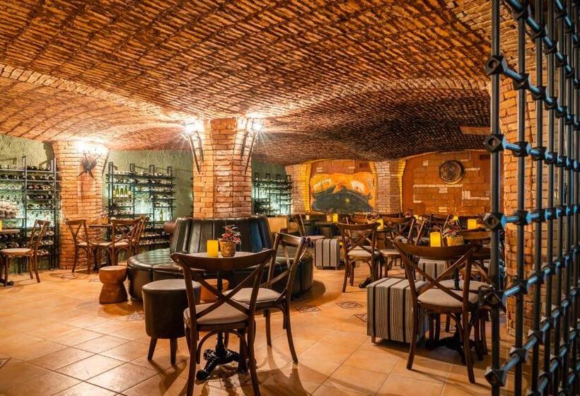 בית מלון כפרי Mark Warner Phokaia Beach Resort