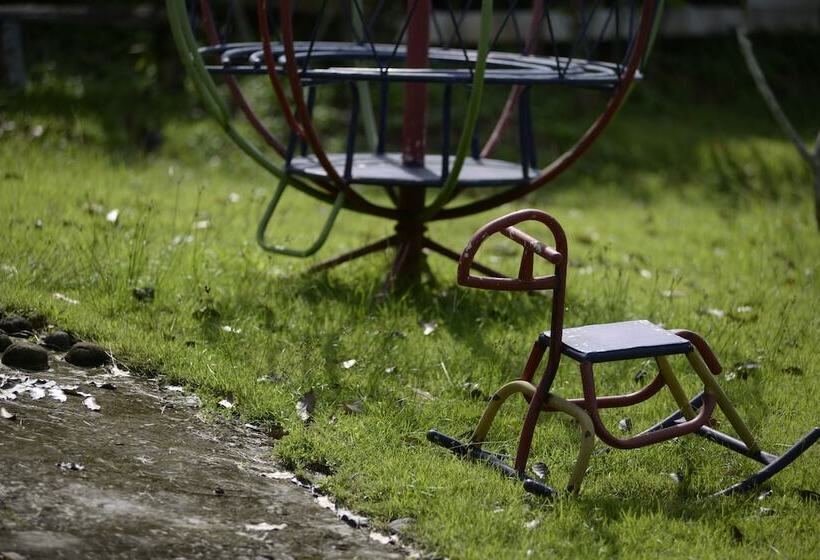 Hotel Phuzai Kaew Resort