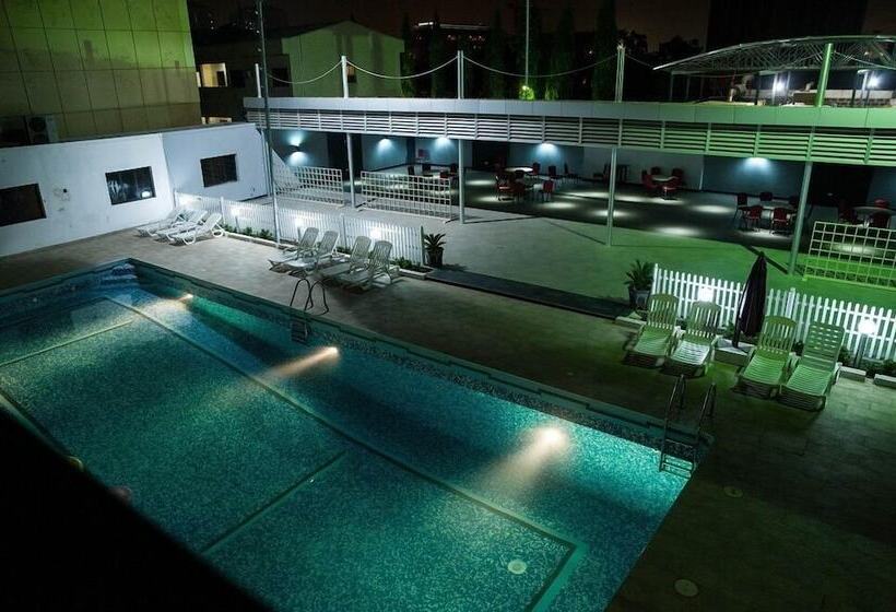 Reiz Continental Hotel Abuja