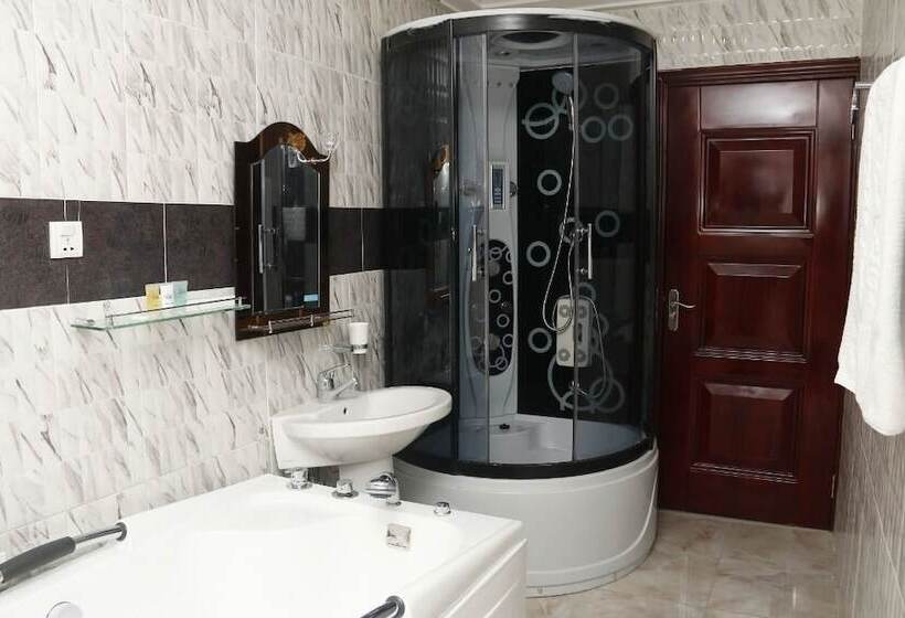 Reiz Continental Hotel Abuja