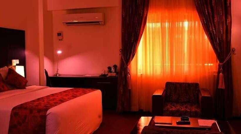 Reiz Continental Hotel Abuja