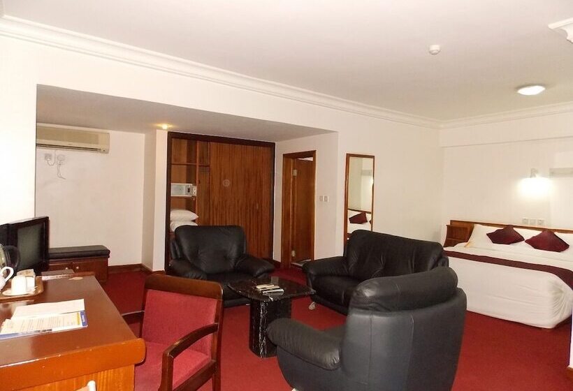 Reiz Continental Hotel Abuja