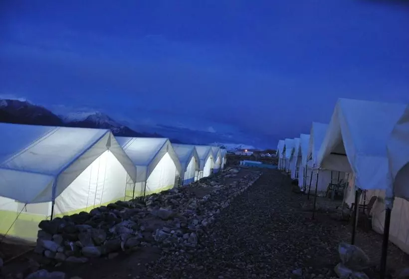 ホテル The Ladakh Camp