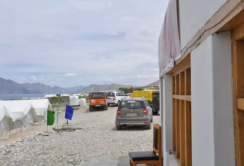 ホテル The Ladakh Camp