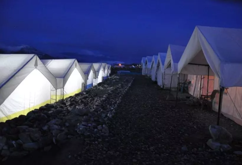 ホテル The Ladakh Camp