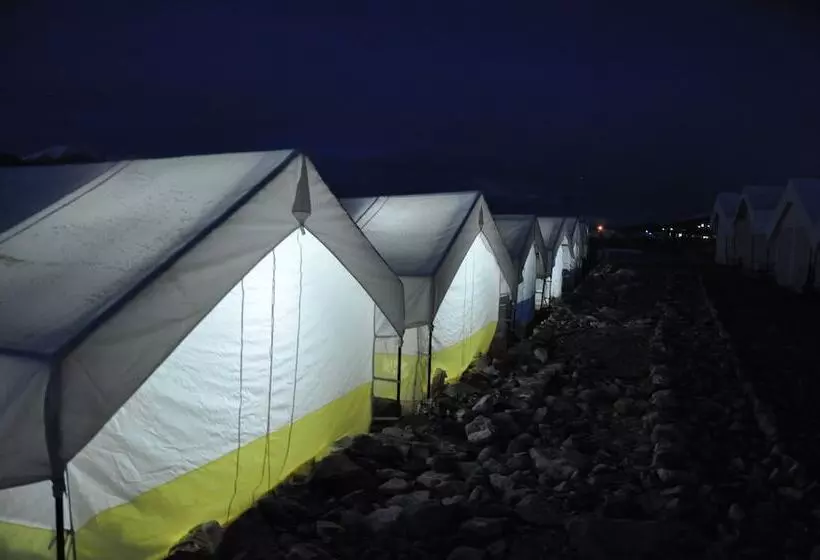 ホテル The Ladakh Camp