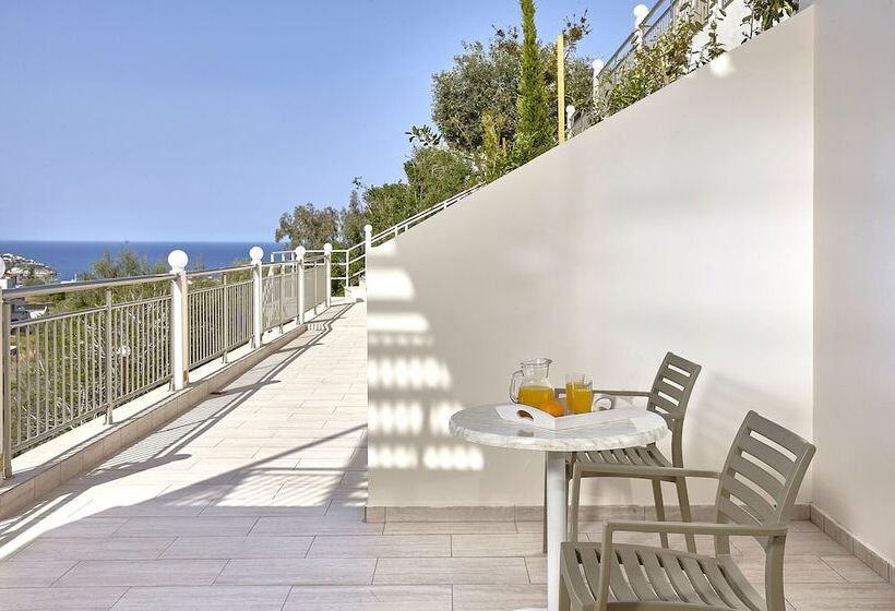 Keramos Villa & Apartments