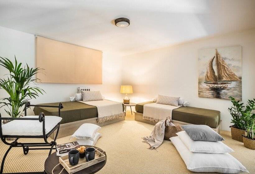 Malibu Studios   Elegant & Cosy