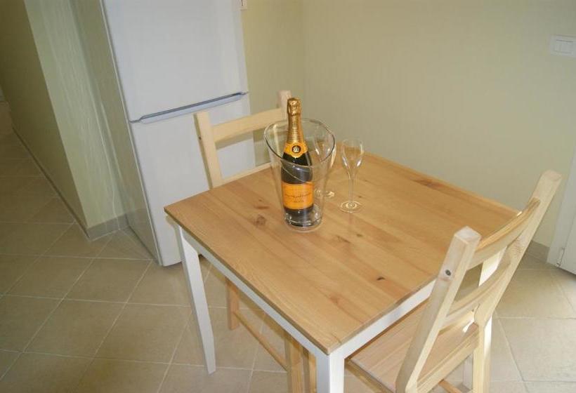 פנסיון Guest House Golfo Xifonio